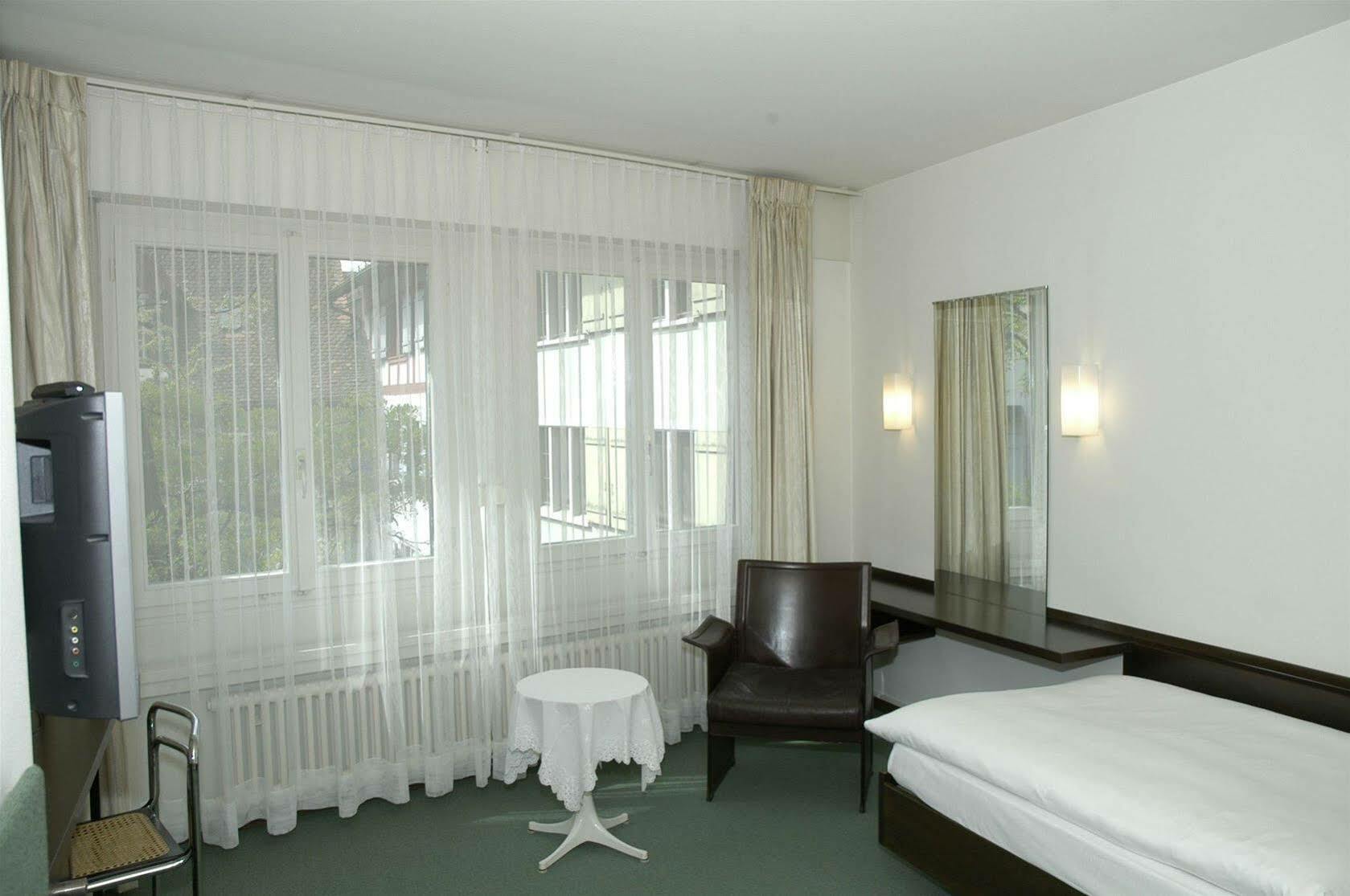 City-hotel Ochsen 4* Zug